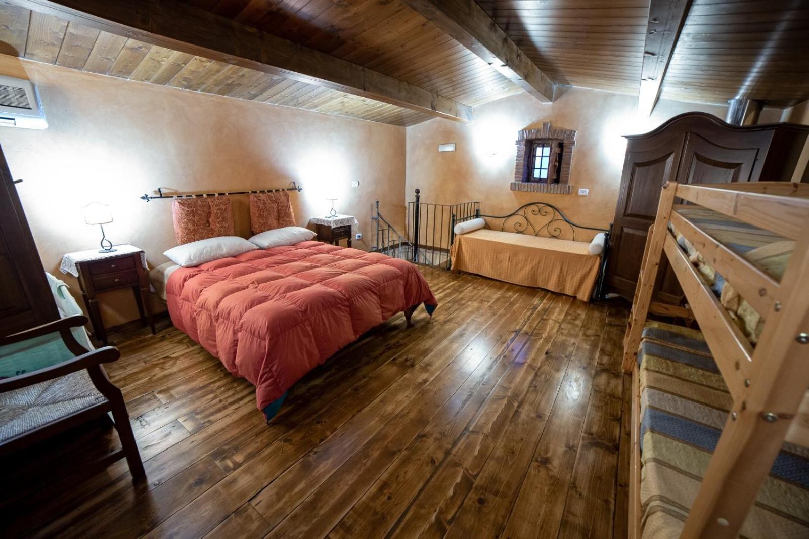 Agriturismo Masseria Fonte Di Maroglio Кастровиллари Экстерьер фото