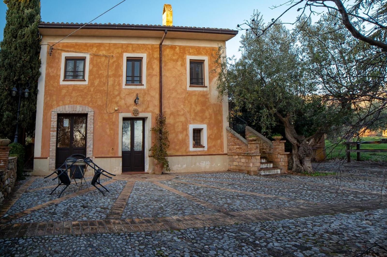 Agriturismo Masseria Fonte Di Maroglio Кастровиллари Экстерьер фото