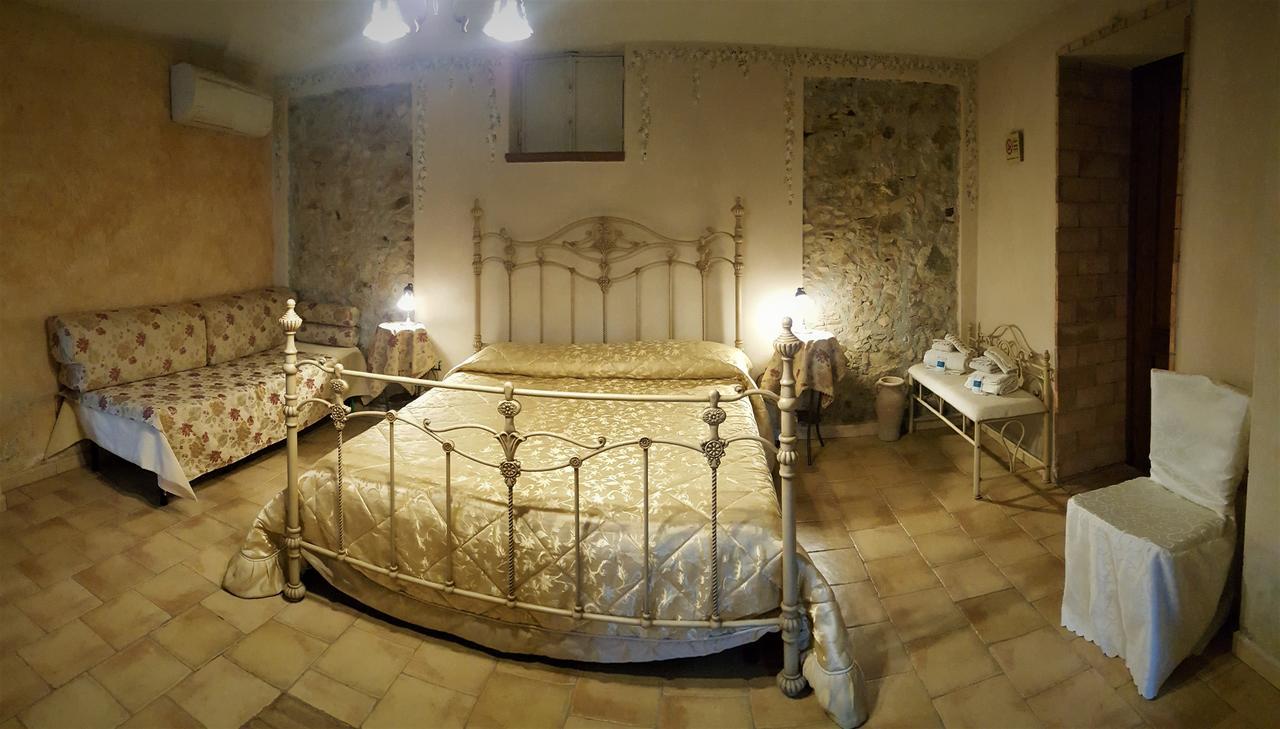 Agriturismo Masseria Fonte Di Maroglio Кастровиллари Экстерьер фото